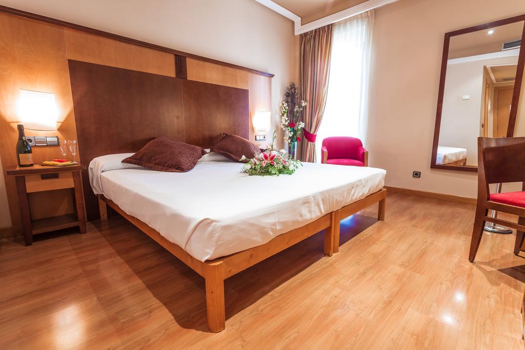 Hotel Bardo Recoletos Coco Salamanca Bagian luar foto